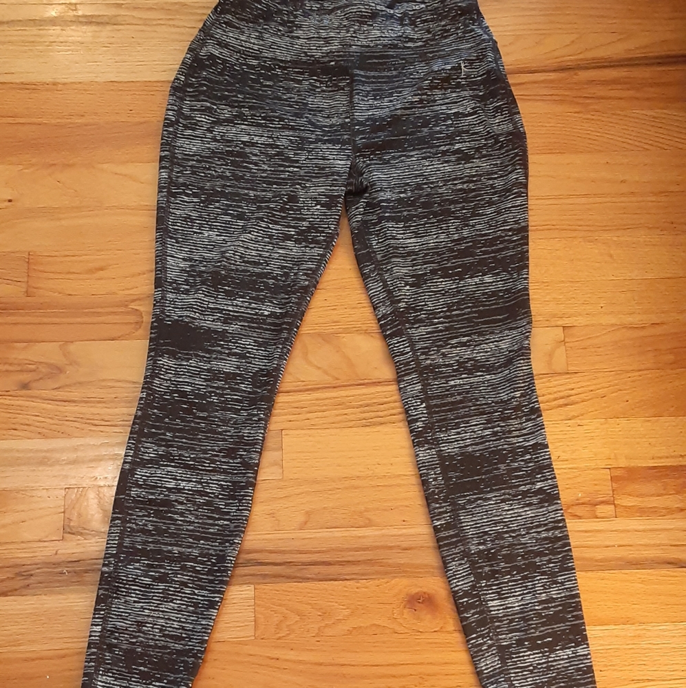Never worn| without the tags |leggings